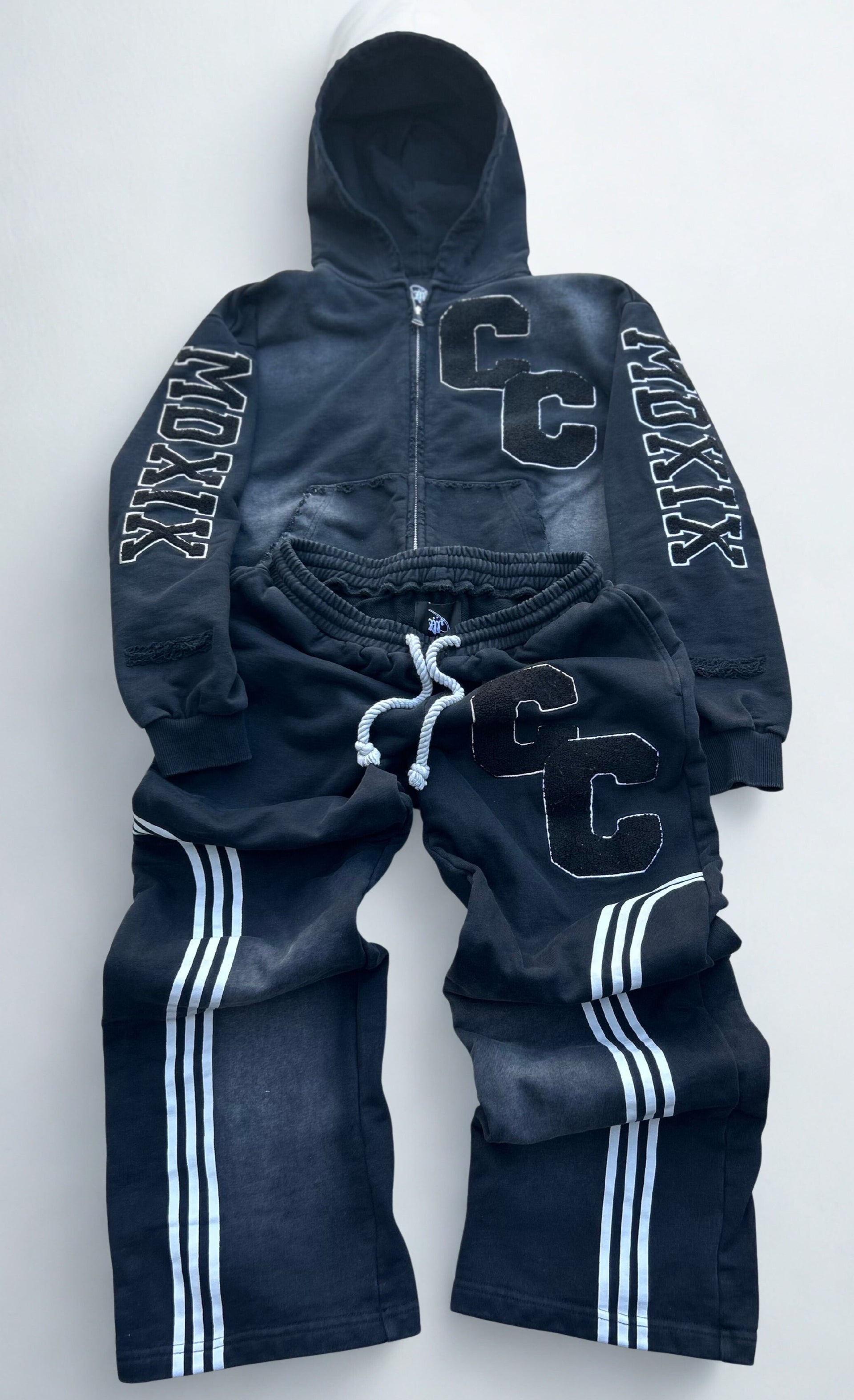 TLILTIC SET